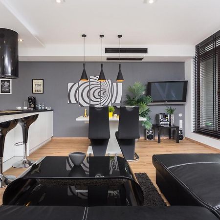 Inpoint Spacious Apartments Near Main Square & Kazimierz District Cracóvia Exterior foto