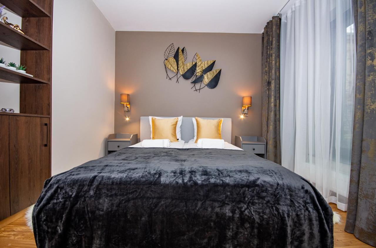Inpoint Spacious Apartments Near Main Square & Kazimierz District Cracóvia Exterior foto