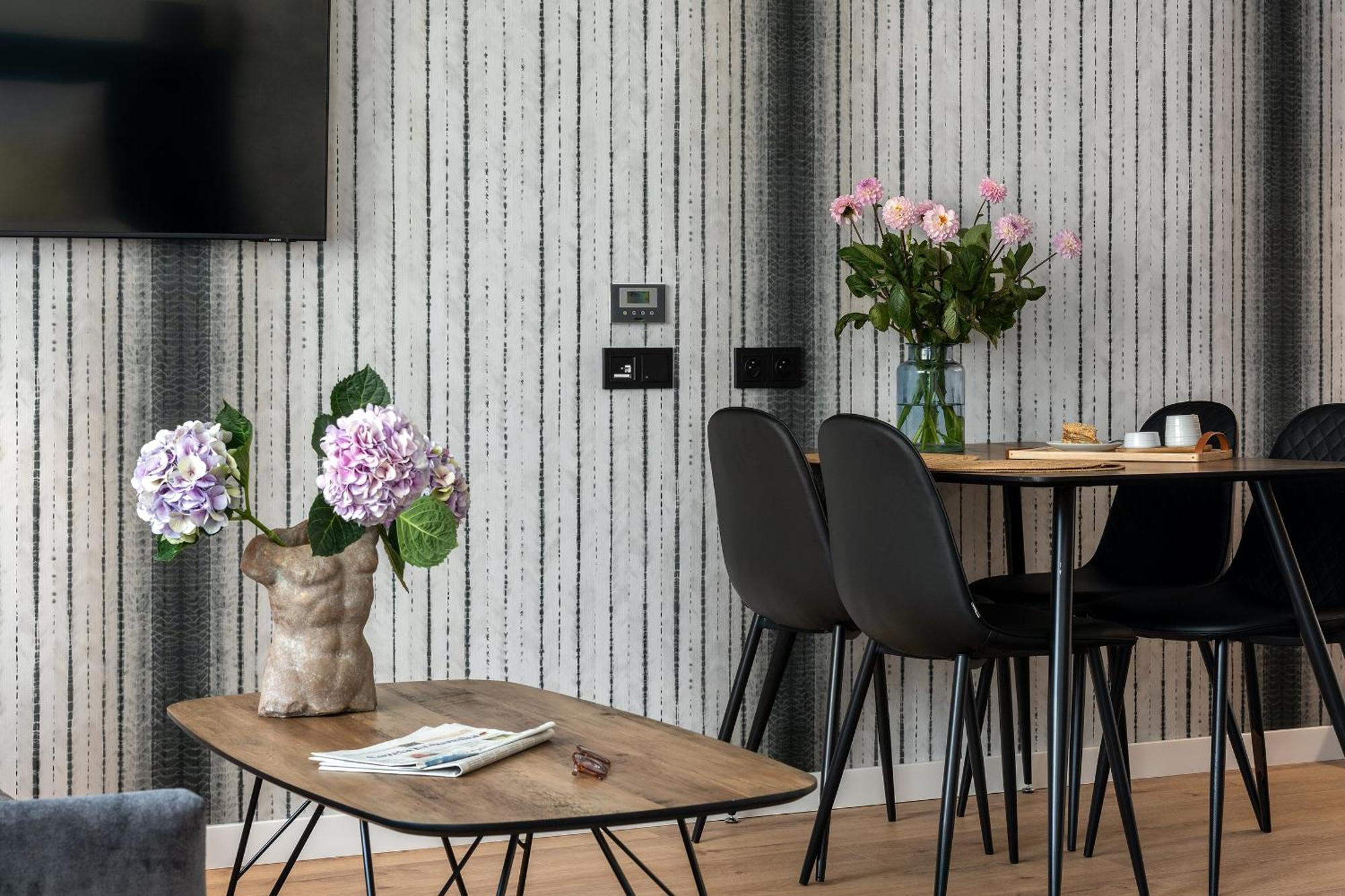 Inpoint Spacious Apartments Near Main Square & Kazimierz District Cracóvia Quarto foto