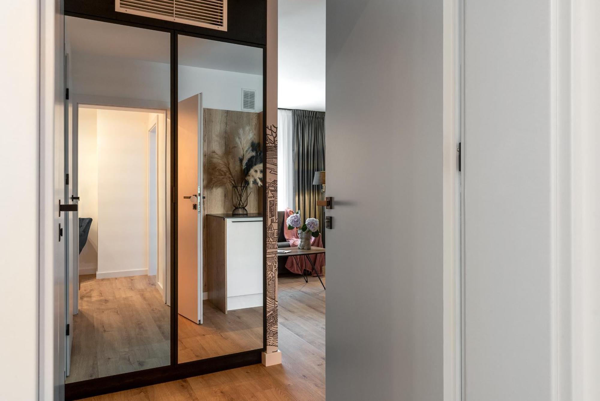 Inpoint Spacious Apartments Near Main Square & Kazimierz District Cracóvia Quarto foto